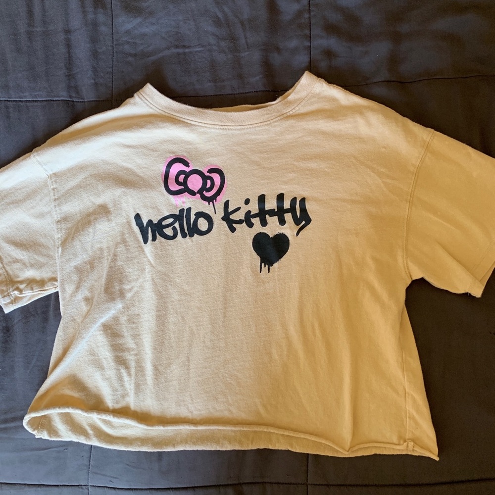 Kids hello kitty shirt. Offers welcome